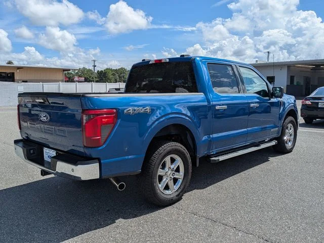 Used 2024 Blue Metallic Ford XLT image 3