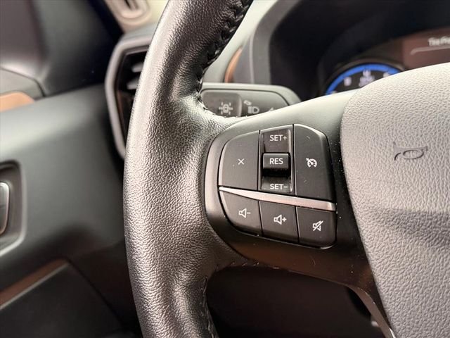 Used 2022 Black Ford Outer Banks image 20