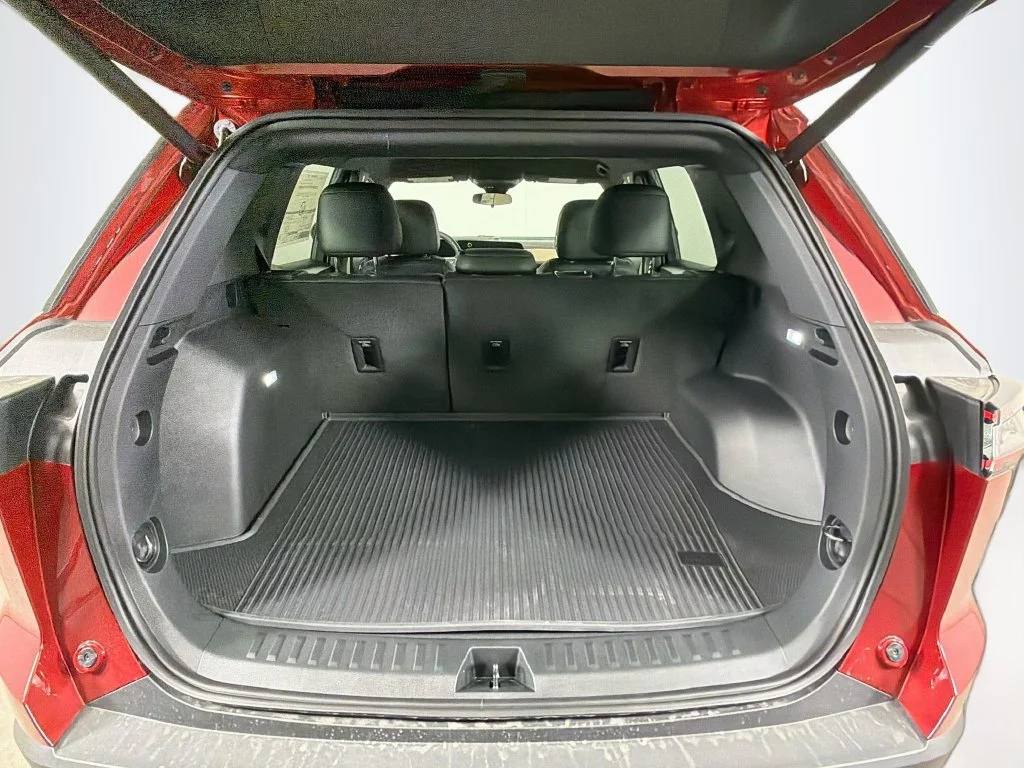 New 2027 Radiant Red Tintcoat Chevrolet ACTIV image 22