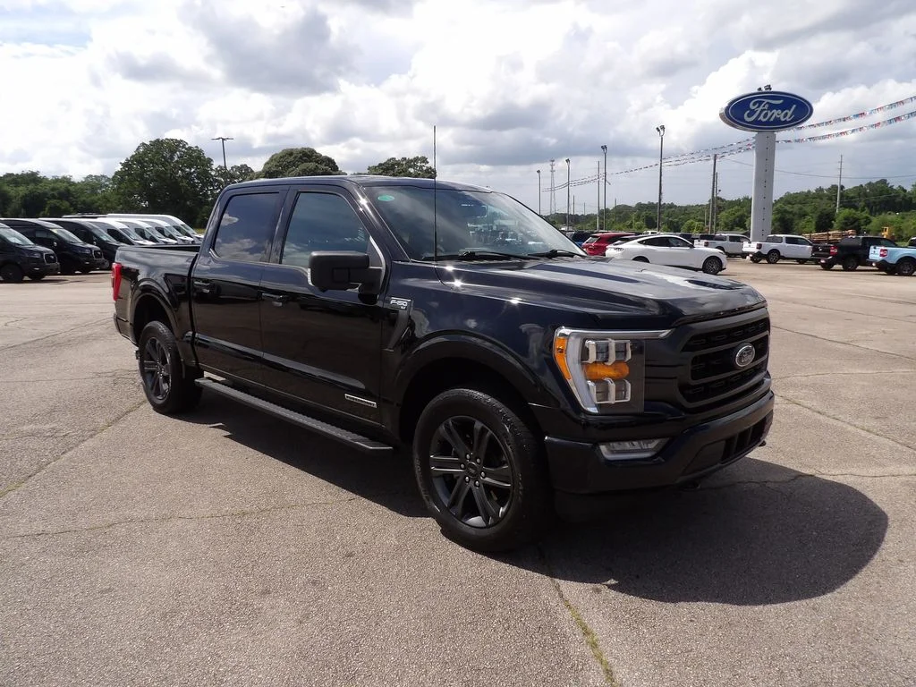 2023 Ford F-150 XLT 4x4 SuperCrew 5-1/2 Box's photo