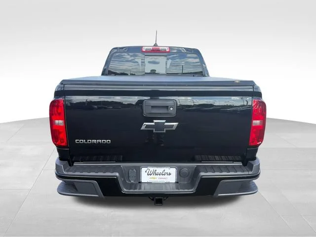 Used 2016 BLACK Chevrolet 4WD Z71 image 4