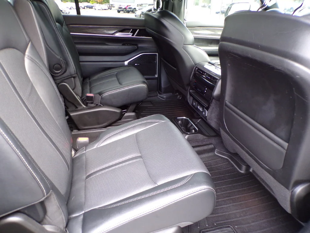 Used 2022 Silver Jeep Series II image 11