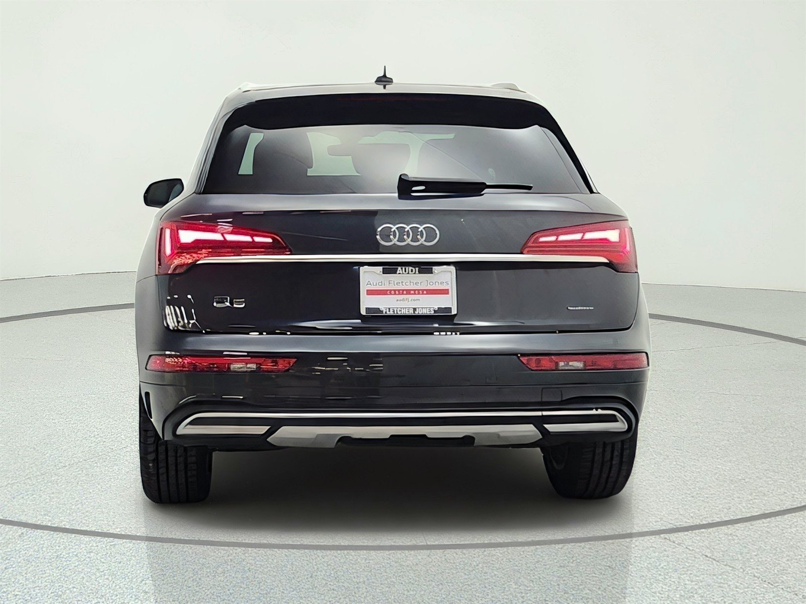 Used 2023 Manhattan Gray Metallic Audi Premium image 6