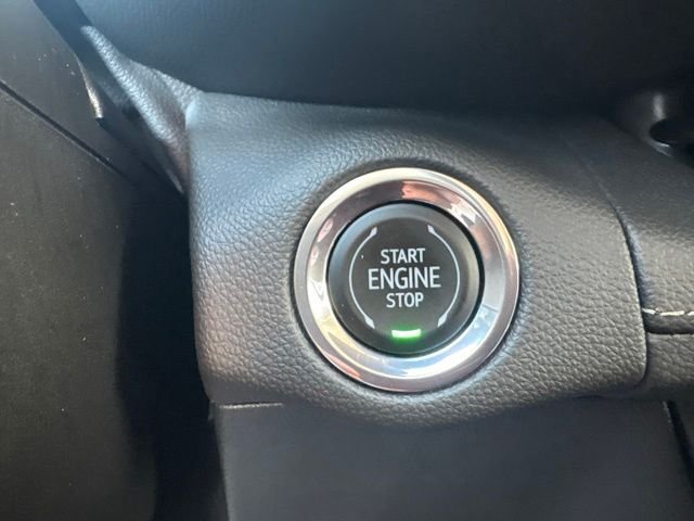 Used 2023 Red Buick Preferred image 26