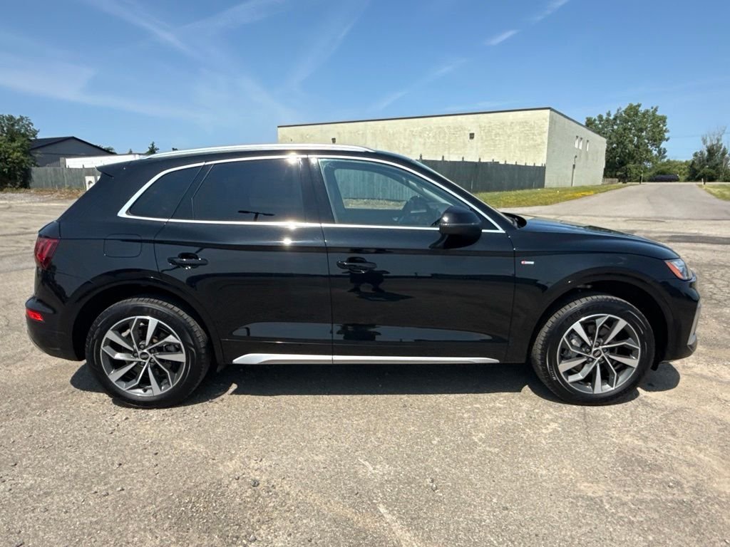 Used 2022 Black Audi 45 S line Premium image 6