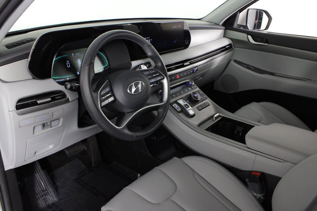 Certified Used 2025 Silver Hyundai SEL image 20