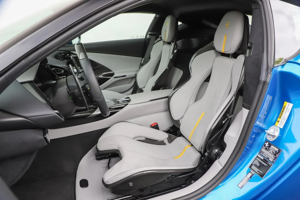 Used 2025 Blu Corsa Ferrari  image 6