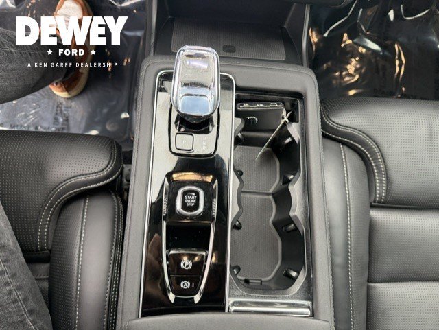 Used 2026 Gray Metallic Volvo Ultra Dark Theme image 23