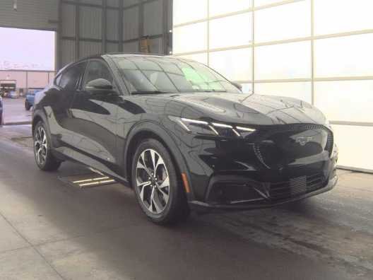 Used 2025 Shadow Black Ford Select image 3