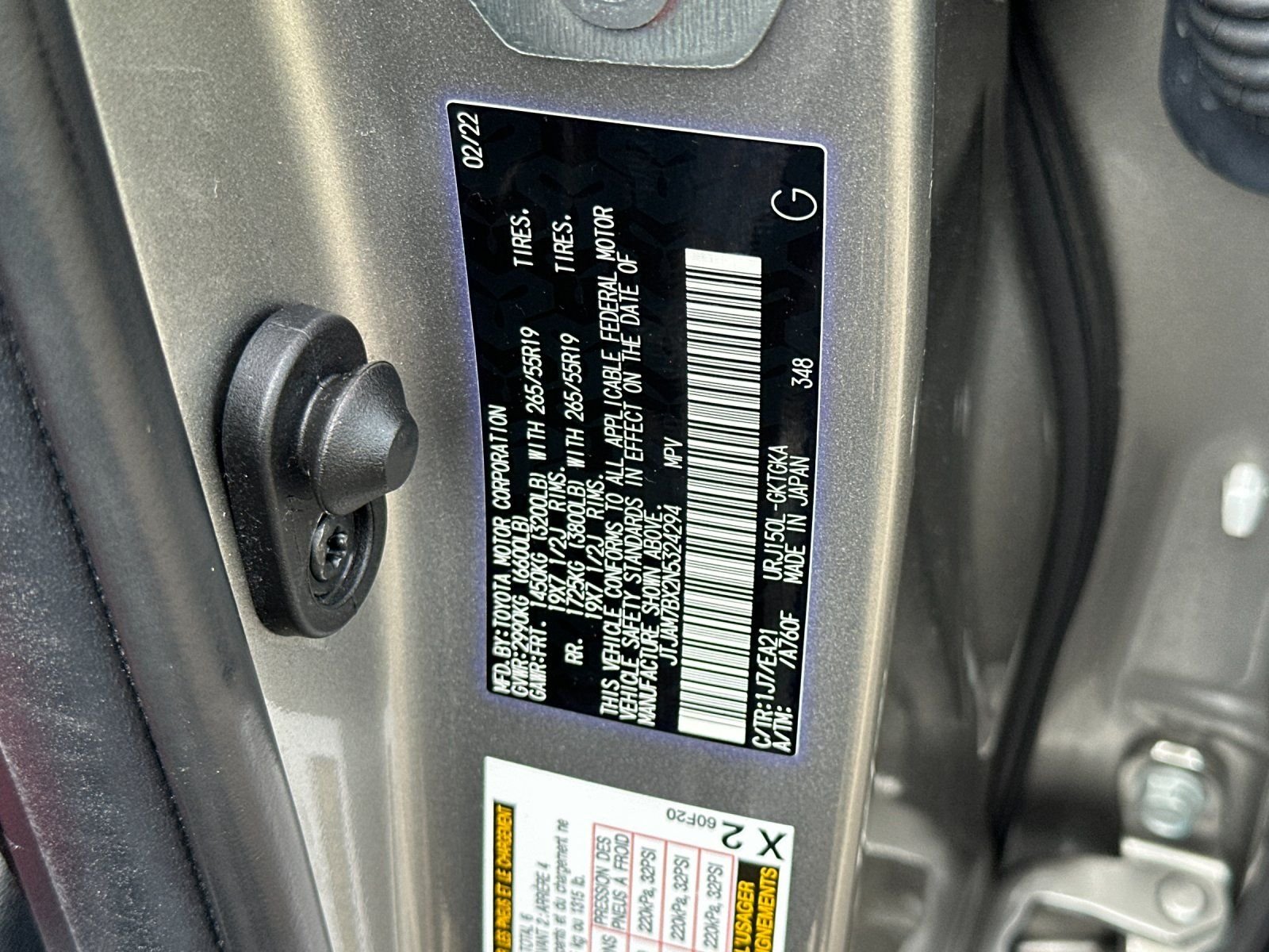 Used 2022 Silver Lexus 460 image 35