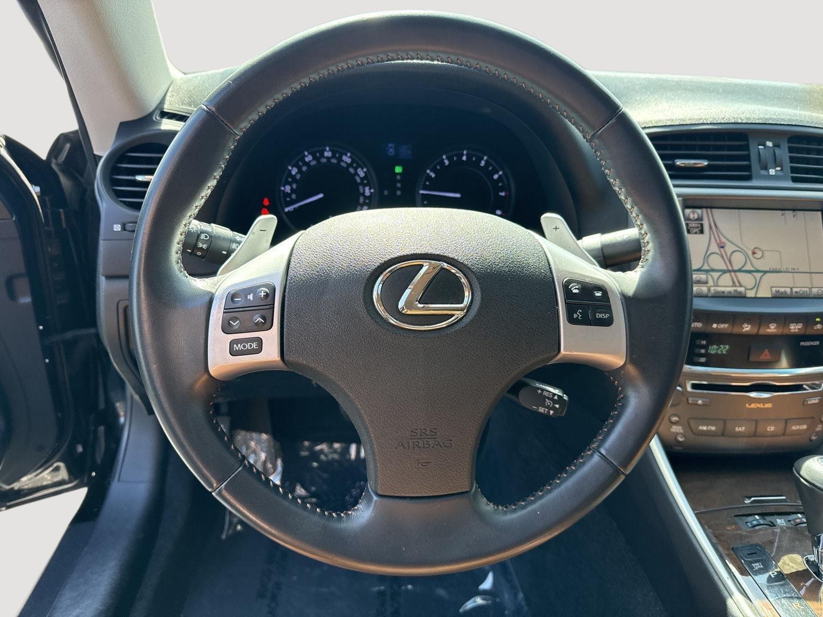 Used 2011 Obsidian Lexus Base image 26