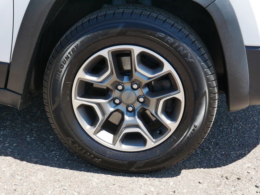 Certified Used 2020 White Jeep Trailhawk image 7