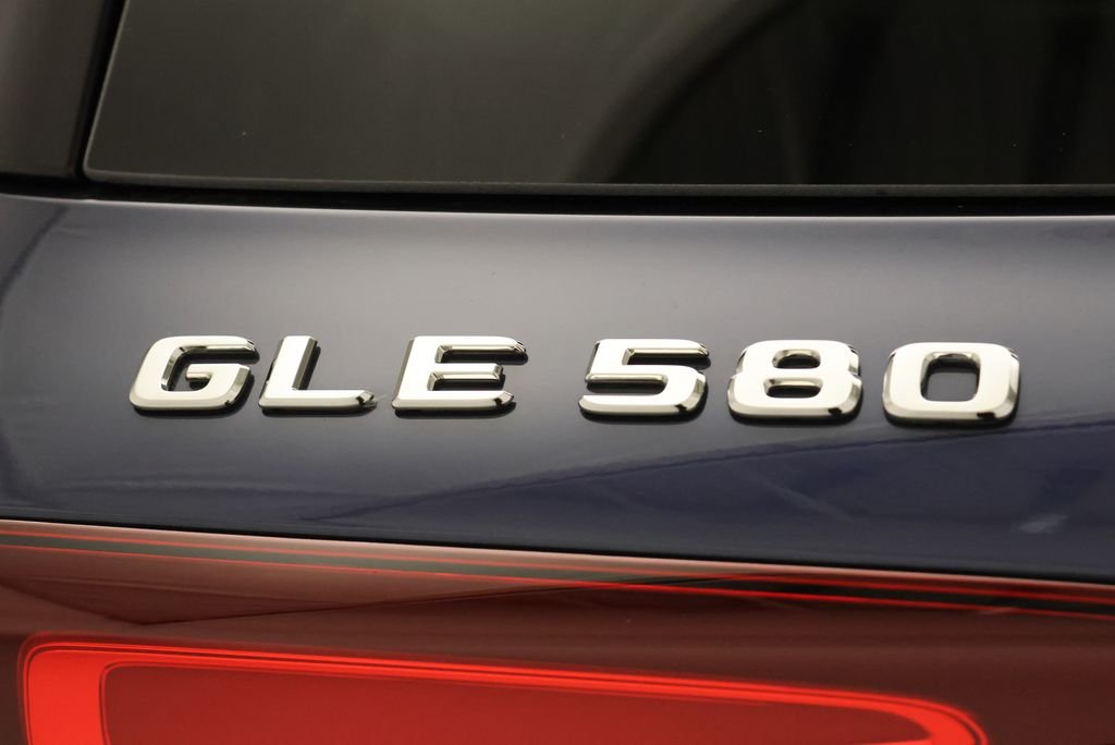 2026 Mercedes-Benz GLE GLE580 - Photo 9
