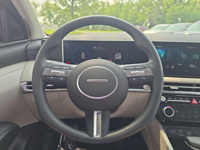 New 2026 Black Hyundai SEL Plus AWD image 17