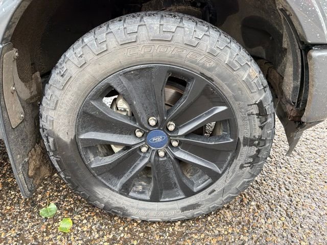 Used 2020 Gray Ford XLT image 10