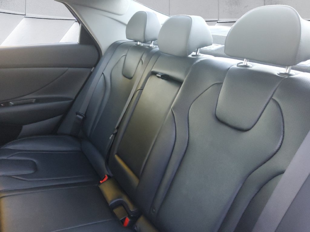 Used 2024 White Hyundai Limited image 18
