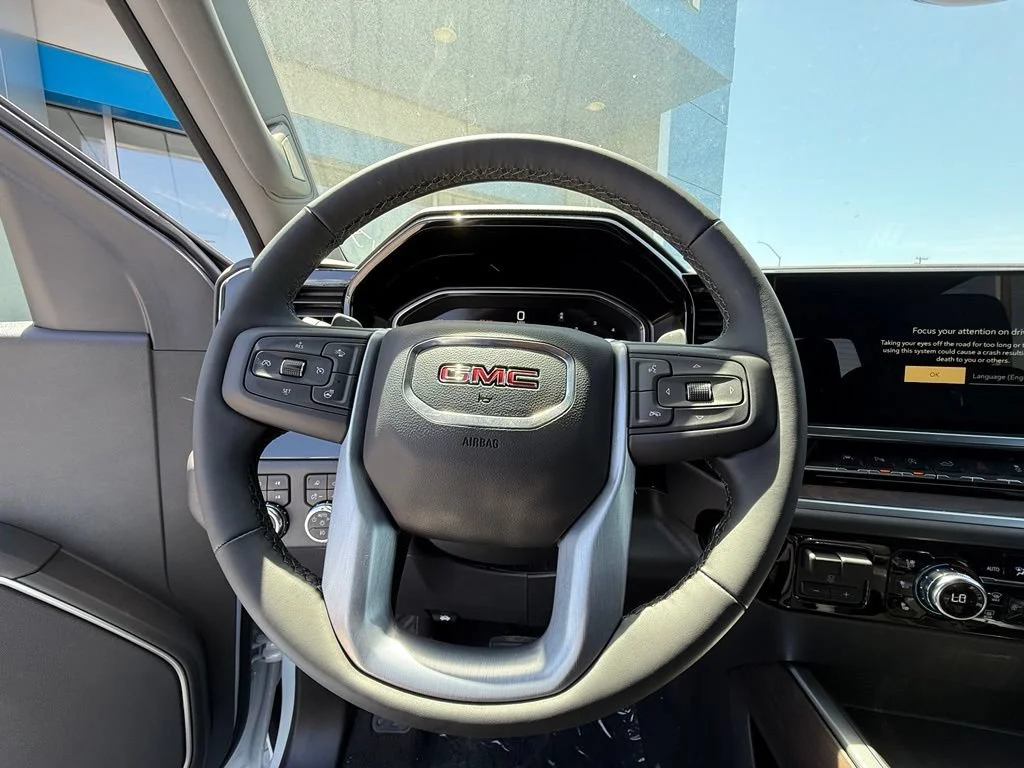 New 2026 Glacier White Tricoat GMC SLT image 17