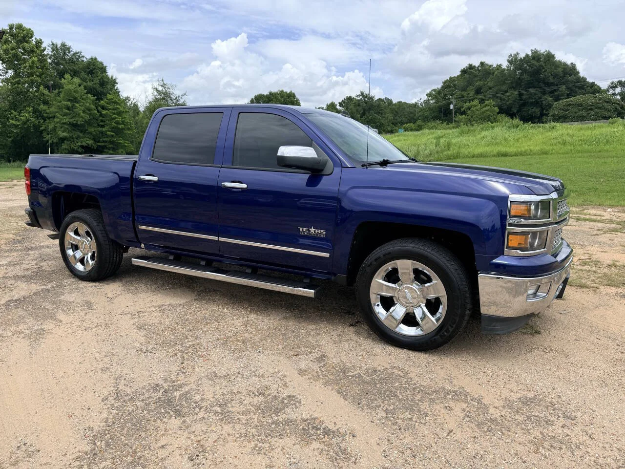 Used 2014 Blue Chevrolet LTZ Z71 4x2 4dr Crew Cab 5.8 ft. SB image 7