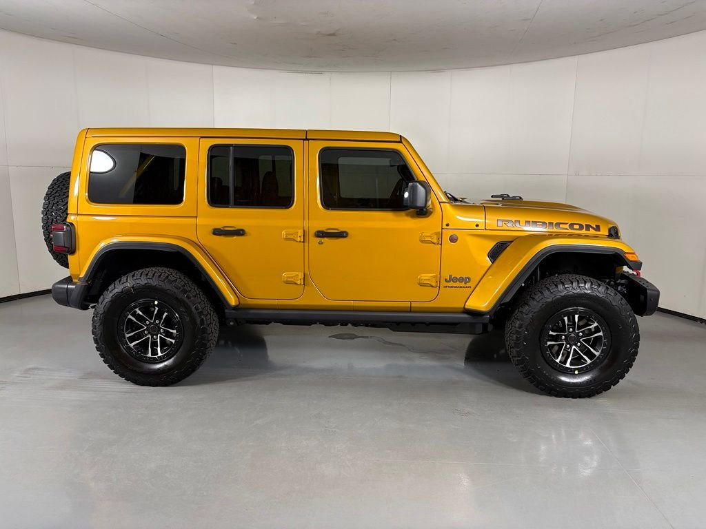 New 2026 Goldilocks Exterior Paint Jeep Rubicon X image 9