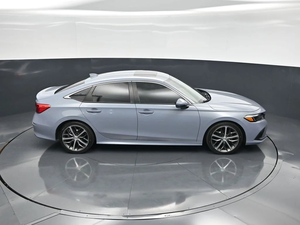 Used 2024 Gray Honda Touring image 40