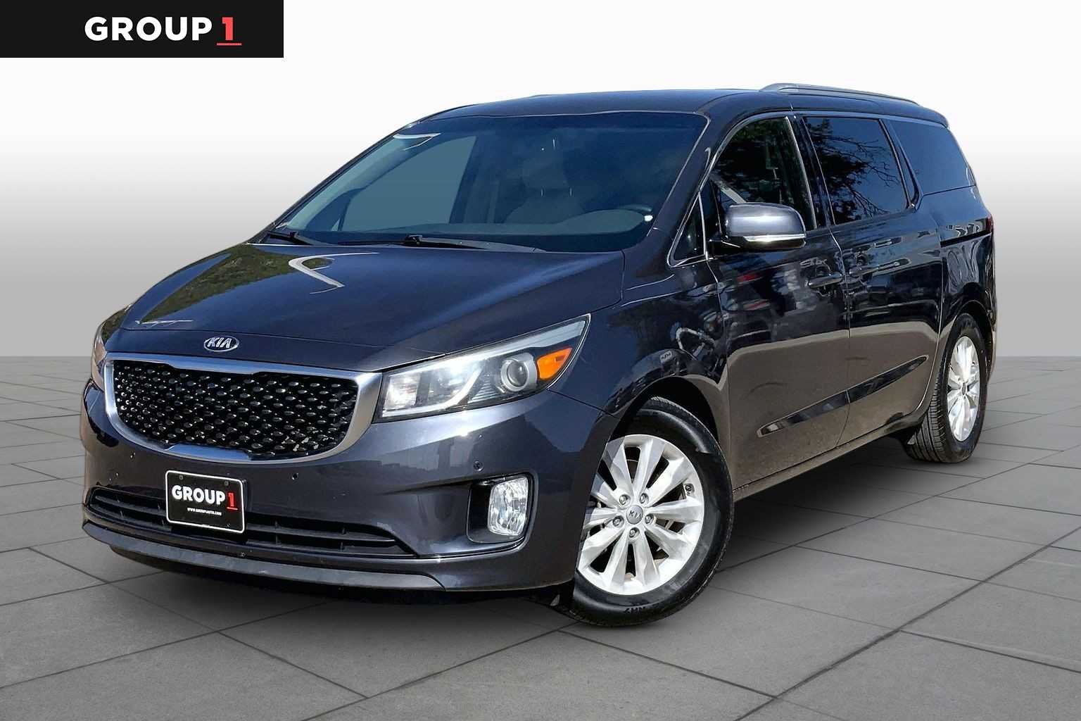 2017 Kia Sedona EX's photo