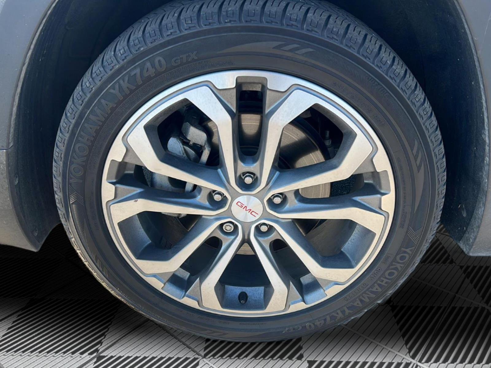 Used 2019 GMC Terrain SLT with VIN 3GKALVEX2KL149762 for sale in Kansas City