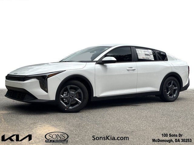 2026 Kia K4 LXS