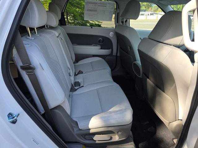 New 2026 White Pearl Hyundai SEL AWD image 12