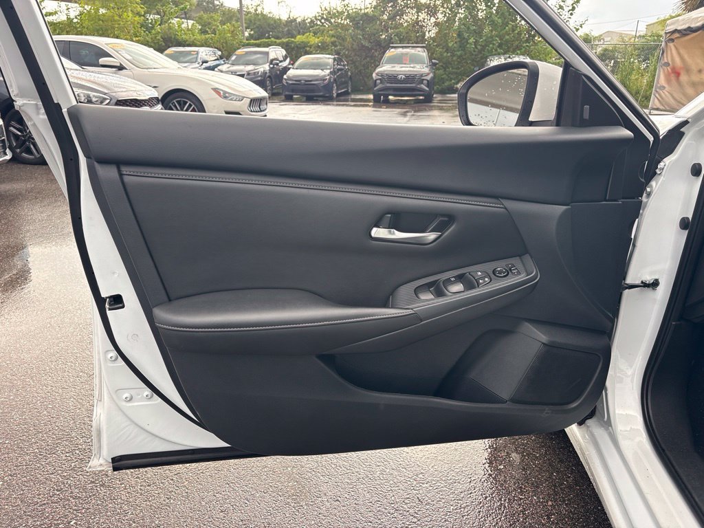 Used 2025 White Nissan SV image 10