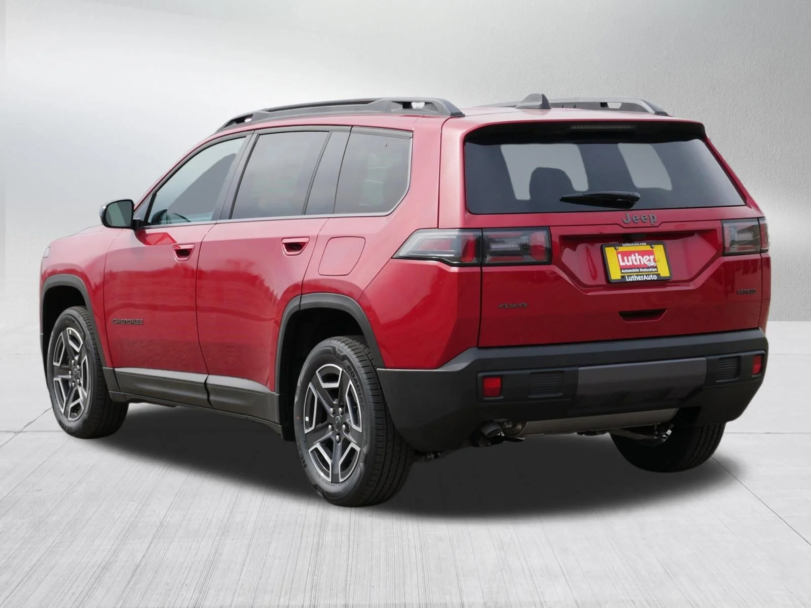 New 2026 Red Hot Pearl-Coat Exterior Paint Jeep Laredo image 3
