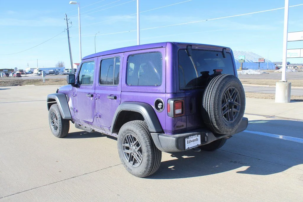New 2026 Reign Exterior Paint Jeep Sport S image 5