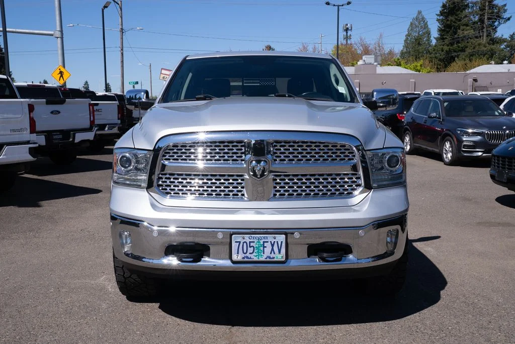 Used 2018 Silver Ram Laramie image 2