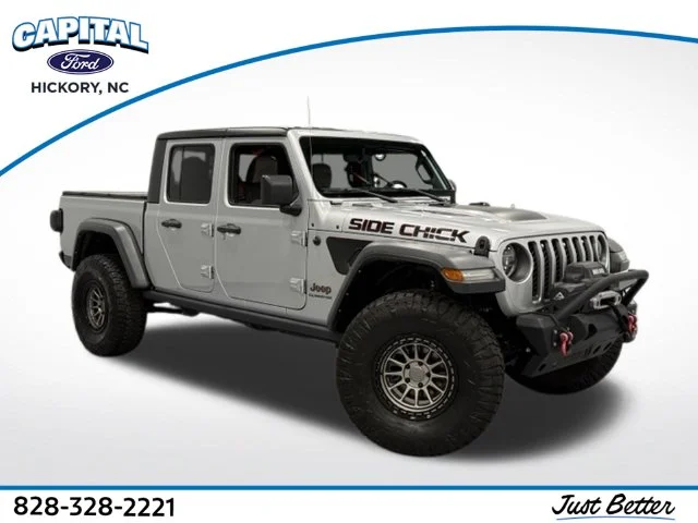 Used 2022 Silver Jeep Rubicon image 1