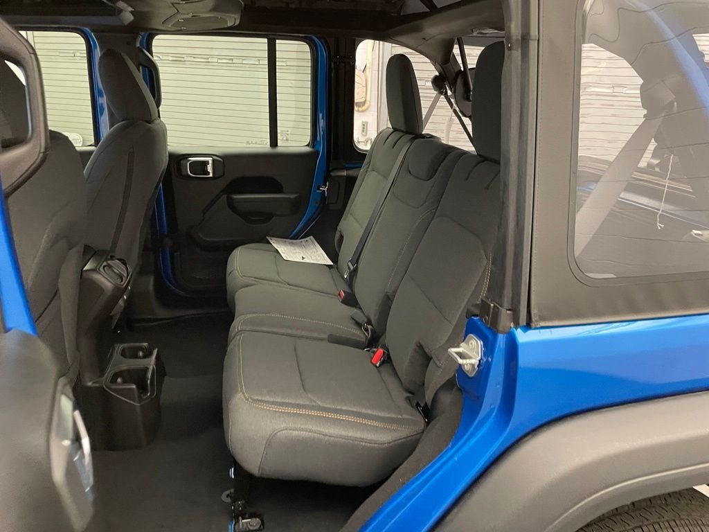 New 2026 Hydro Blue Pearl-Coat Exterior Paint Jeep Sport image 16