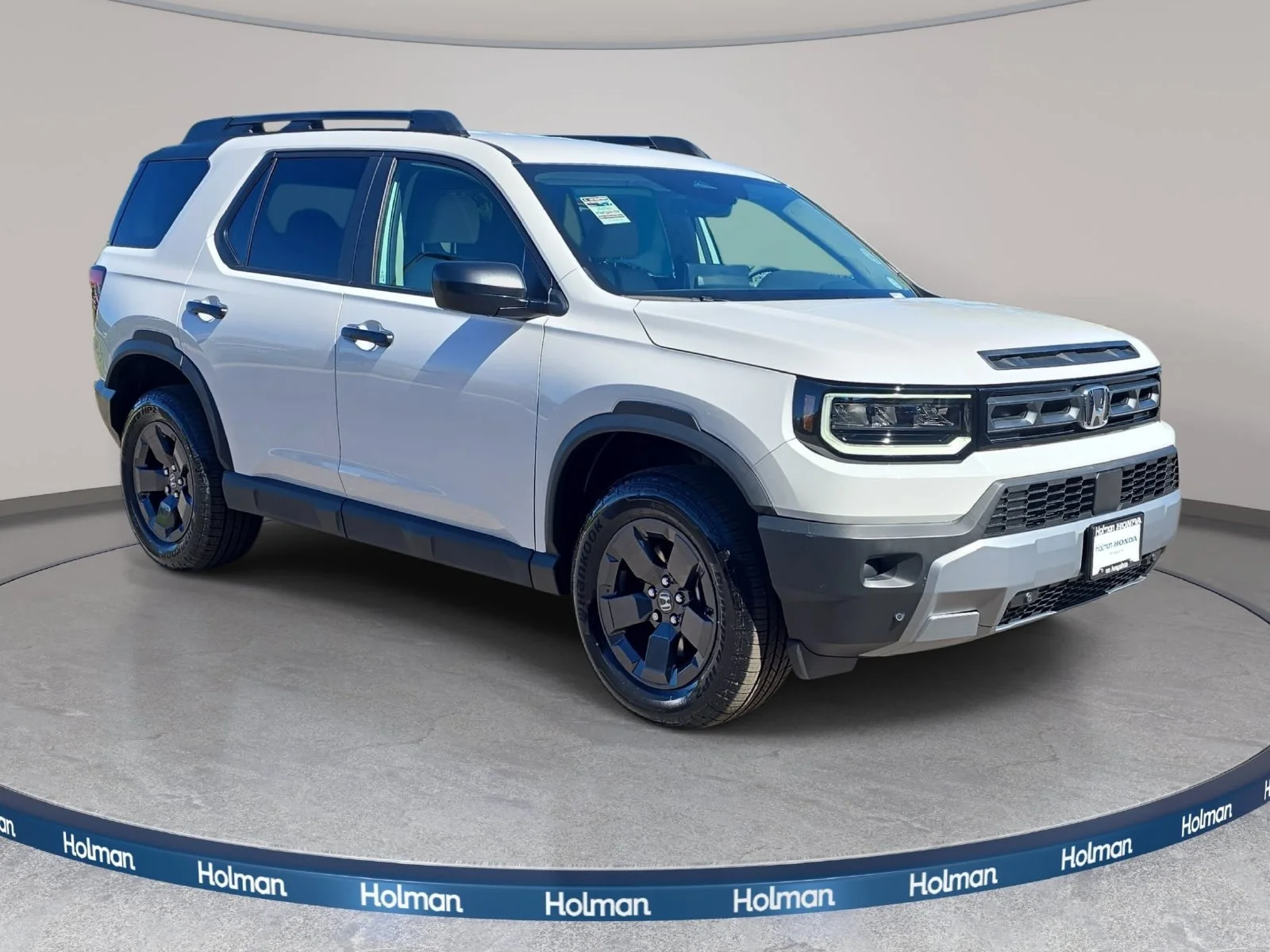 New 2026 Platinum White Pearl Honda RTL Towing image 3