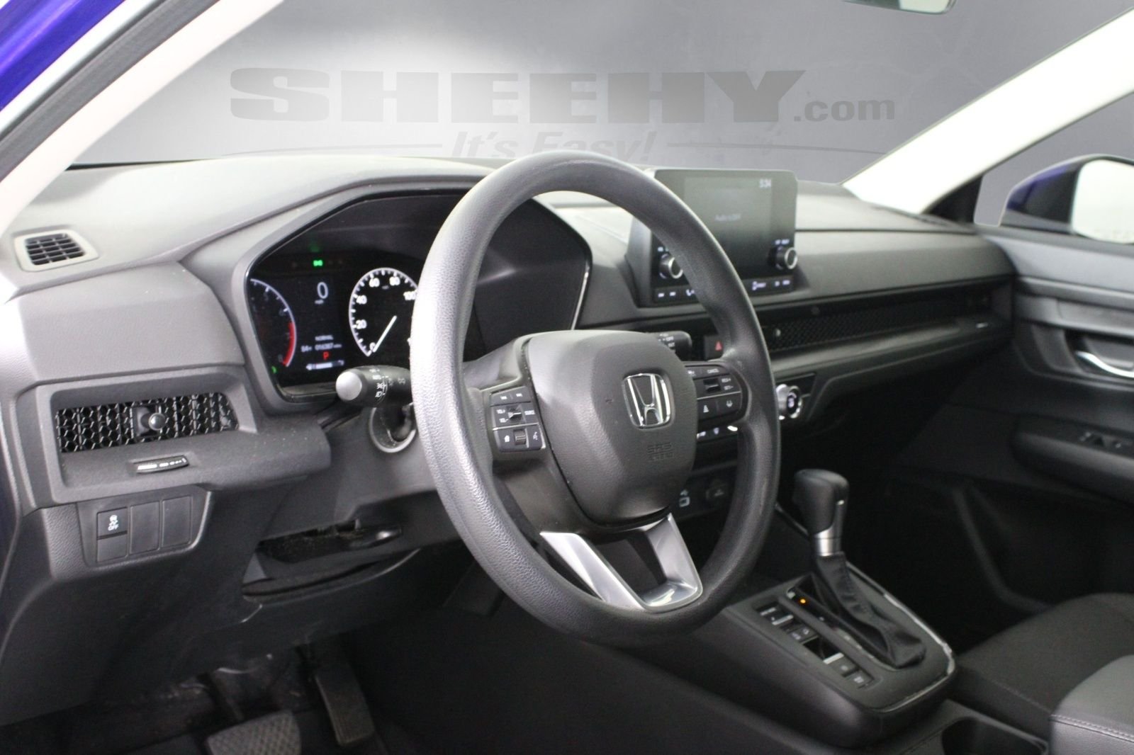 Used 2024  Honda LX image 3