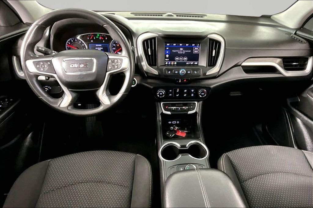 Used 2023 Silver GMC SLE image 7