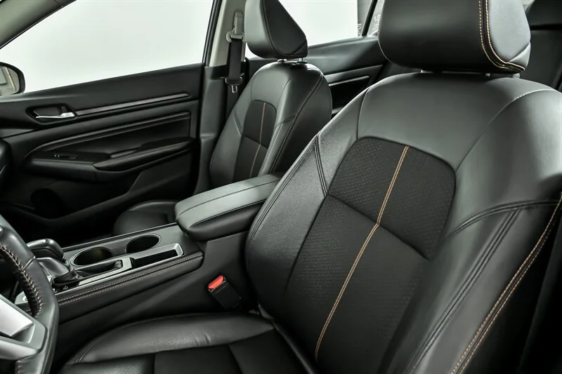 2022 Nissan Altima SR - Photo 16