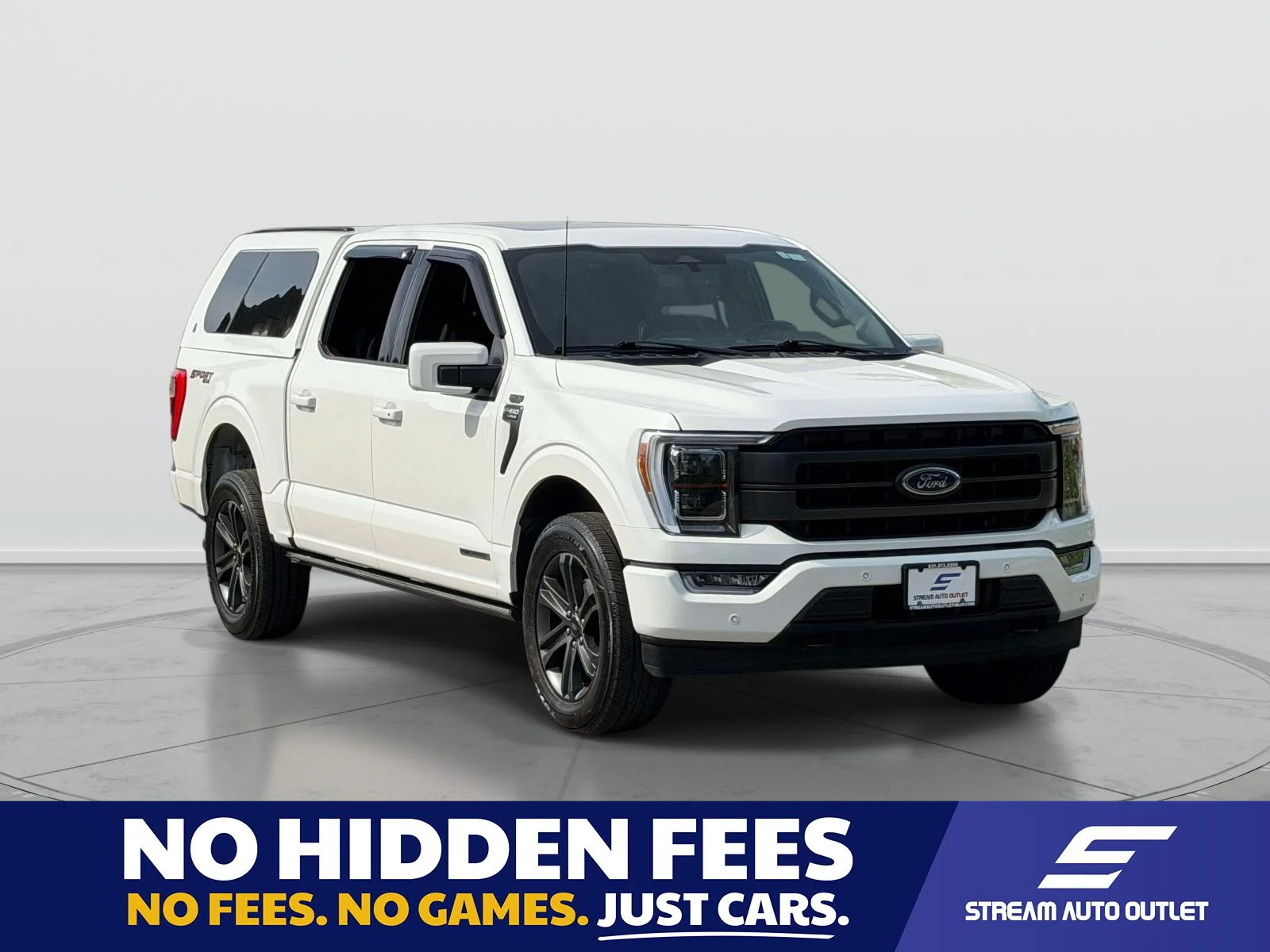Used 2023 White Ford Lariat image 1