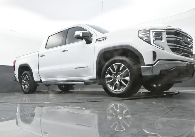 Used 2024 Summit White GMC SLT image 25