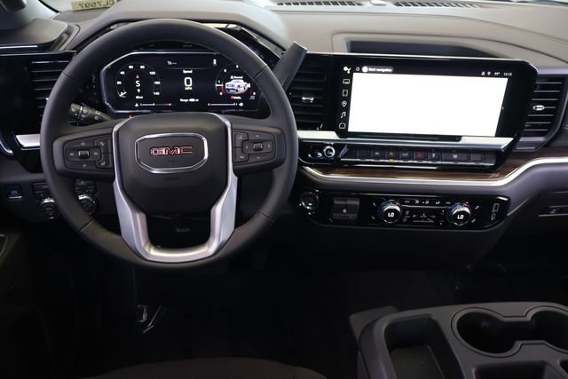 New 2026 Onyx Black GMC Elevation image 16
