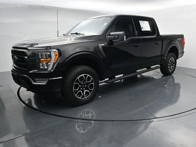Used 2023 Black Ford XLT image 3