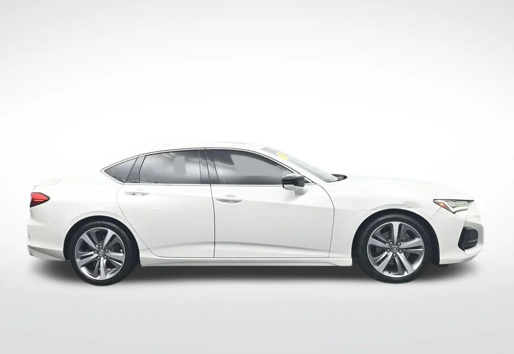 Used 2021 White Acura Advance image 4