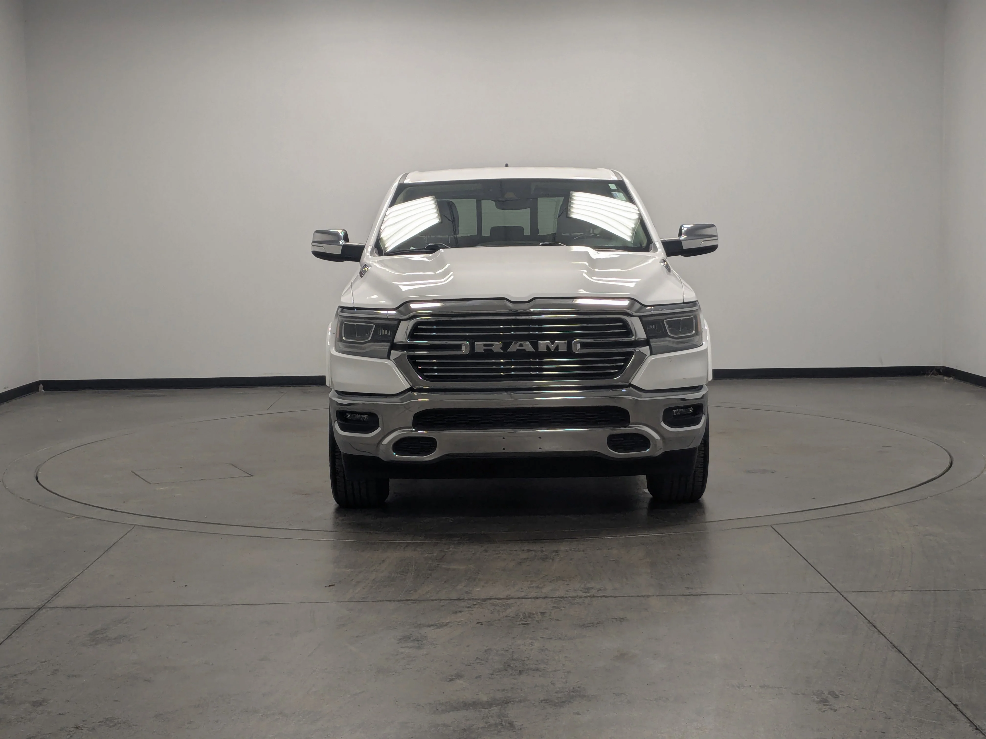 Used 2021 Bright White Clearcoat Ram Laramie image 3