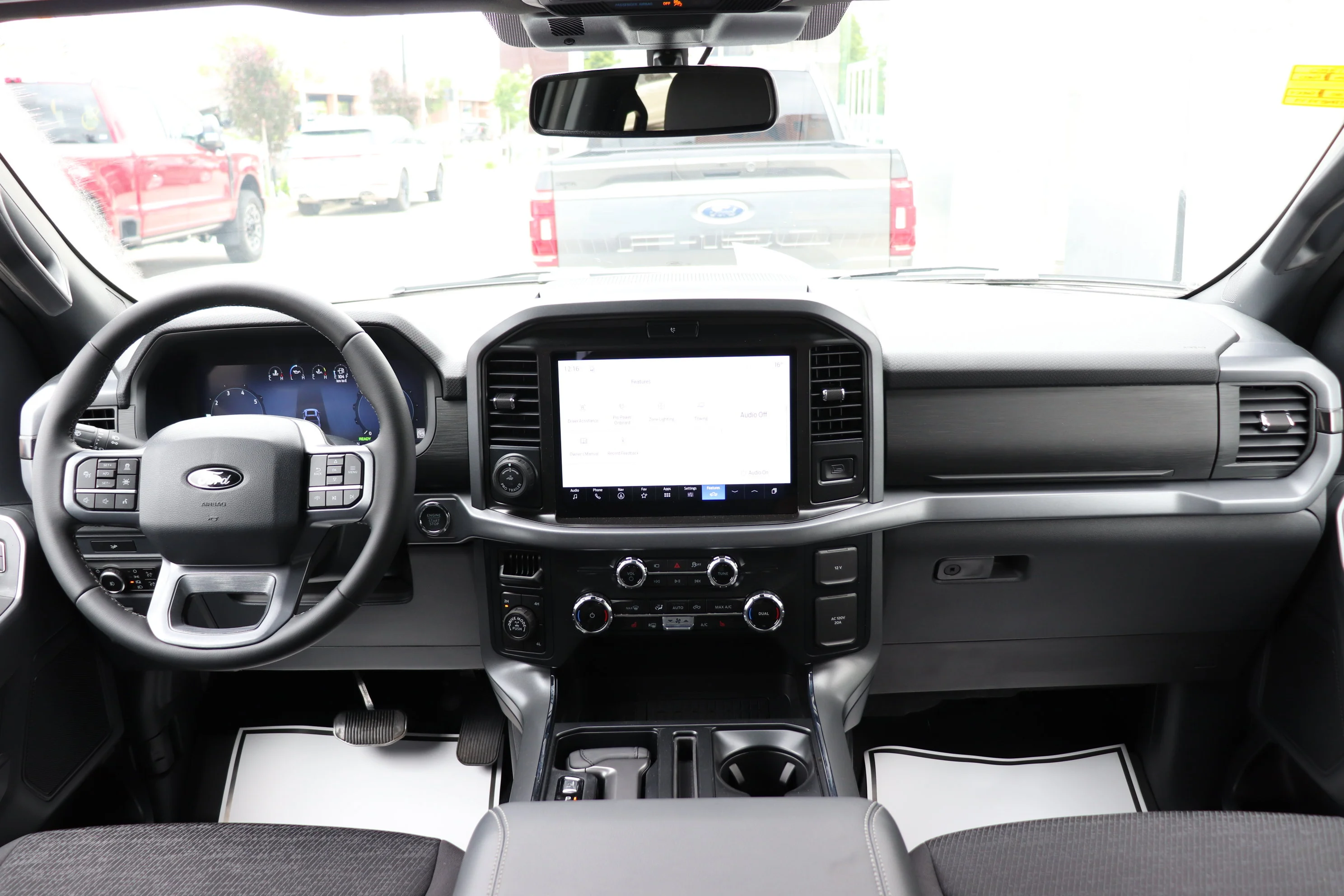 New 2026 Avalanche Ford XLT image 21