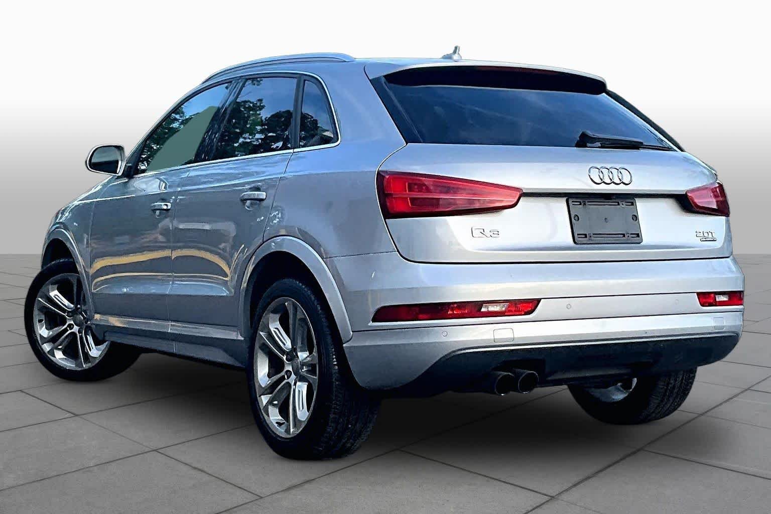 Used 2017 Florett Silver Metallic Audi Premium Plus image 12