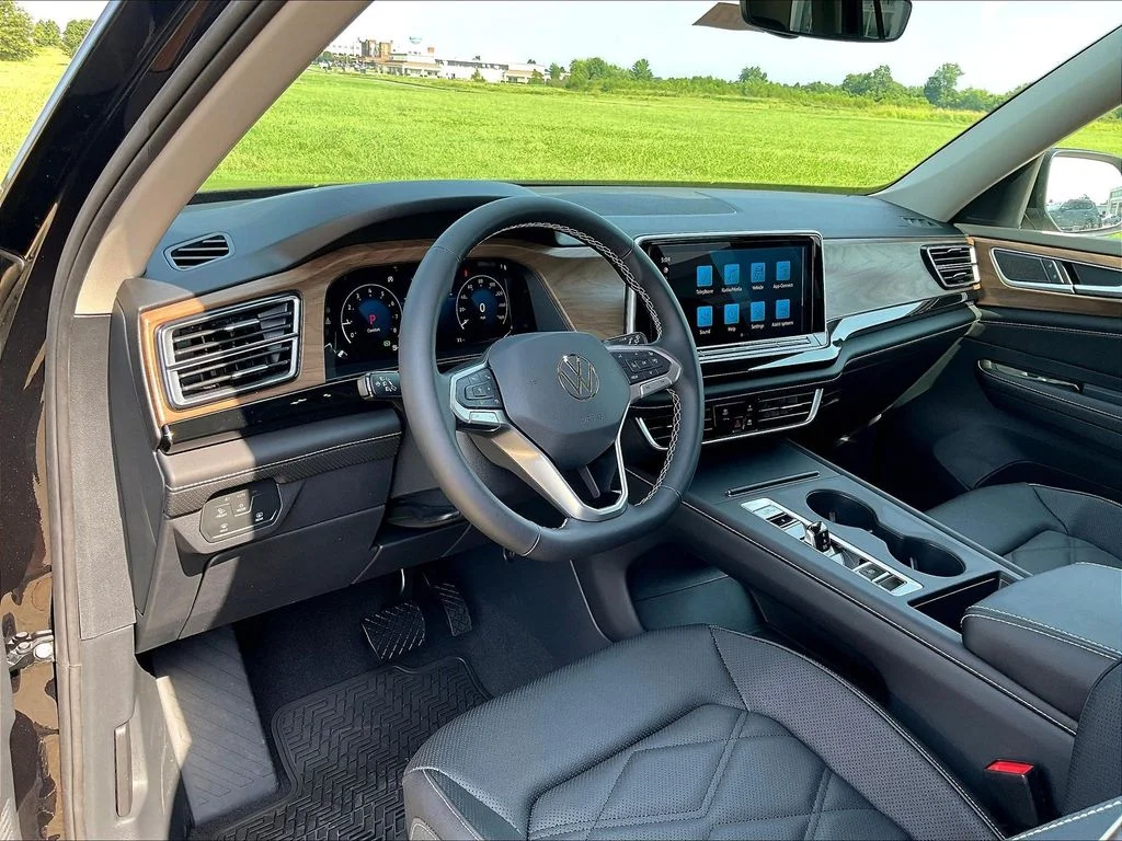 New 2026 Black Volkswagen SE image 28