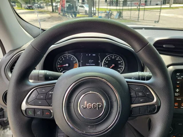 Used 2022 White Jeep Sport image 24