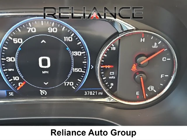 Used 2023 White GMC Denali image 27