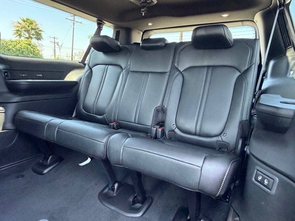New 2026 High Gloss Black Exterior Paint Jeep Limited Reserve image 34